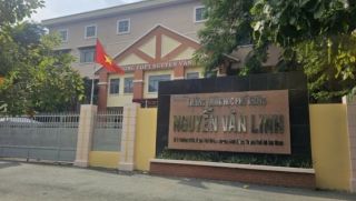 Trường cấp 3 tại TP.HCM bị phụ huynh 'tố' vận động đóng góp sai quy định, Sở GD-ĐT yêu cầu khẩn