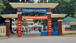 Kỷ luật phó hiệu trưởng trường cấp 2 'tự nhiên' bắt học sinh dọn rác dưới trời nắng ở Gia Lai