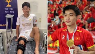 Lỡ hẹn với QBV Việt Nam 2025, Đình Bắc bất ngờ làm 1 điều xúc động với đàn anh trước VCK U23 châu Á