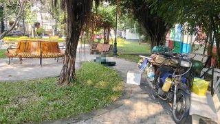 Người dân tá hỏa phát hiện người đàn ông tử vong trong công viên ở TP.HCM