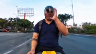 'Câu view' bằng clip chạy mô tô buông 2 tay ở TP.HCM, nam thanh niên đối diện án phạt chưa từng có