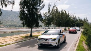 Lăn bánh chỉ gần 900 triệu đồng, VinFast VF 8 là mẫu xe ‘đáng đồng tiền bát gạo’ dịp Tết này