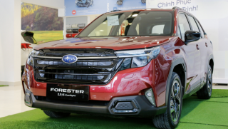 SUV Nhật xả kho giá sốc: Subaru Forester giảm hơn 300 triệu đồng, bản thấp nhất chỉ còn 829 triệu