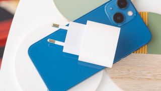 Đây là iPhone vừa nhỏ, vừa mạnh rẻ nhất Việt Nam, nhiều tính năng ngang iPhone 15, iPhone 16