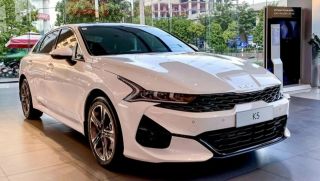 Toyota Camry coi chừng, Kia K5 đang có giá lăn bánh rất rẻ nhờ hưởng ưu đãi khủng đầu tháng 1/2026