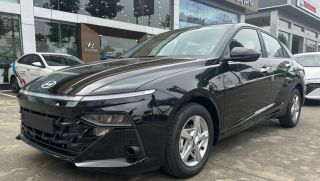 Quyết đấu Toyota Vios và Honda City, Hyundai Accent giảm giá lăn bánh cực mạnh đầu tháng 1/2026