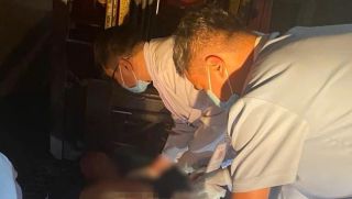 TPHCM: Hiện trường nam công nhân bị máy tráng sơn làm thủng bụng nguy kịch khi làm việc, 1 dấu hiệu ai cũng cần tránh