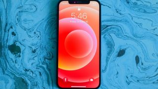 Đây là iPhone vua OLED giá rẻ nhất Việt Nam cận Tết, vẫn cứ một 9 một 10 với iPhone 16, iPhone 17