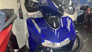 Tin xe máy 1/2: Honda SH 125i phiên bản 2026 mở bán tại đại lý, màu sắc nét căng, có ABS, giá dễ mua