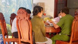 Đồng Tháp: Điều tra nguyên nhân 2 người tử vong, 3 người cấp cứu sau khi uống rượu ngâm dây mỏ quạ