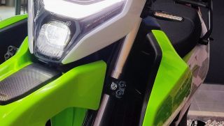 ‘Vua côn tay’ mới chính thức ra mắt giá 55 triệu đồng: Chơi tới bến Honda Winner R và Yamaha Exciter