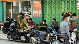 Không thấy chồng dậy tắt báo thức, vợ hoảng sợ khi phát hiện chồng đã tử vong: Lời khai của người vợ