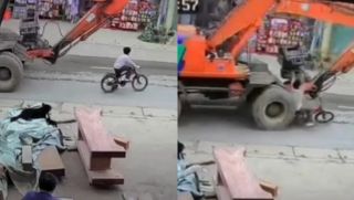 Tình hình đáng lo ngại của bé trai đi xe đạp bị máy xúc tông, cuốn vào gầm ở Thanh Hóa 