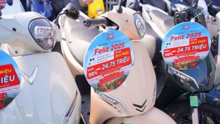 Ấn tượng với thiết kế, khách hàng Việt mua liền 2 chiếc VinFast Feliz 2025