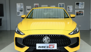 Giá xe MG mới nhất tháng 2/2026: New MG5 từ 399 triệu, MG ZS  khởi điểm 518 triệu đồng