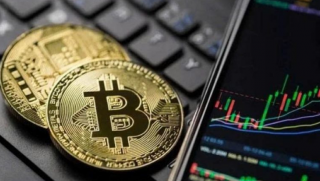 Tài sản mã hóa trước giờ mở cửa: Doanh nghiệp tăng vốn gấp 50 lần, loạt sàn thay tướng