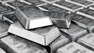 Quỹ bạc lớn nhất thế giới ‘quay xe’ mua ròng kỷ lục từ đầu tháng