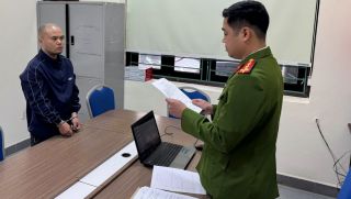 Thanh niên 9X giấu dao giả mua vàng rồi cướp bỏ chạy ở Quảng Ninh, sa lưới sau ít giờ nhờ một manh mối 