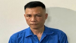 Cuồng ghen vì bị chia tay, gã đàn ông 52 tuổi đâm trọng thương bạn gái, hé lộ lời khai lạnh người