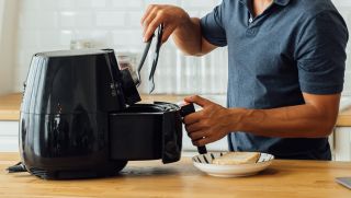 5 công dụng cực hay của nồi chiên không dầu không phải ai cũng biết