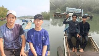 Người đàn ông bị ung thư cùng con trai cứu người vụ lật đò mùng 3 Tết được tặng món quà cực giá trị