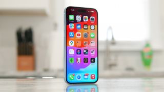Sau Tết, iPhone 15 Plus chính hãng và cú rớt giá sâu nhất trong lịch sử, giá thơm chốt ngay!