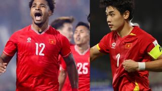 Bị treo giò ở trận gặp Malaysia, Đình Bắc vẫn có thể đá cặp cùng Xuân Son