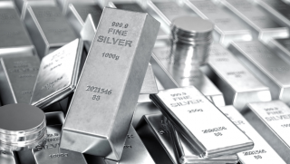 Ngắt mạch bán ròng 4 phiên, quỹ bạc lớn nhất thế giới quay lại mua mạnh