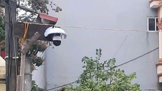 Camera hàng xóm hướng vào phòng ngủ, người dân phản ánh qua iHanoi, chính quyền vào cuộc kiểm tra