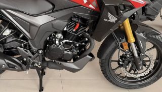 Tin xe cuối tuần: Honda mở bán 'vua côn tay' 185cc mới giá 79 triệu đồng, hạ đo ván Yamaha Exciter