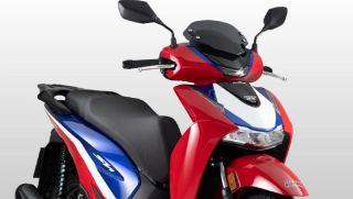Honda SH 125i phiên bản 2026 chính thức ra mắt: Dân tình ùn ùn săn đón vì quá đẹp, có ABS, giá mềm?