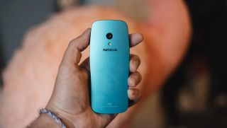 Giá đập hộp Nokia 3210 4G tháng 3/2026: Vua cục gạch chỉ hơn 1 triệu, có 4G, camera vintage độc lạ