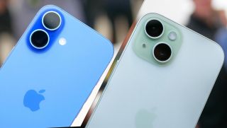 Quên iPhone 17e đi, cặp đôi iPhone này có màn Dynamic Island , camera xịn hơn, mượt như iPhone 17