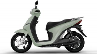 VinFast Feliz II hút khách nhờ ưu đãi chốt cọc sớm và lợi thế đổi pin miễn phí