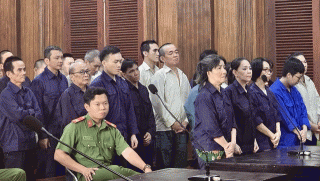 Số tiền cựu Trưởng Công an phường và cấp dưới nhận hàng tháng để ‘bỏ qua’ cho tội phạm ma túy