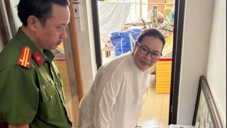 Cận cảnh căn nhà của vợ cố NS Quý Bình  bị bắt vì bị tố lừa đảo 131 tỷ: Công an phát hiện loạt chứng cứ 'khó chối cãi'