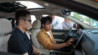 Cuối tuần này, trải nghiệm lái ô tô điện VinFast với loạt ưu đãi hấp dẫn