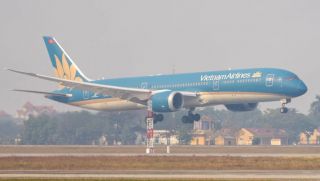 Đề xuất áp phụ thu giá vé máy bay lên tới 553.000 đồng vì giá dầu tăng vọt