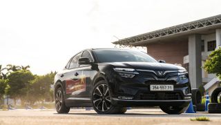 Chủ xe tận hưởng loạt ưu đãi ‘hạng nặng’ khi tậu VinFast VF 8 trong tháng 4