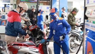 Bộ Công Thương đề xuất mới liên quan Quỹ bình ổn: Tạm ứng đến 5 nghìn đồng cho mỗi lít xăng dầu?