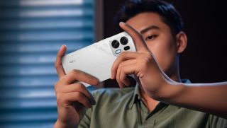 OPPO ra mắt gaming phone pin khủng, màn 165Hz, camera xịn, giá từ 11 triệu ‘ăn đứt’ Galaxy S26