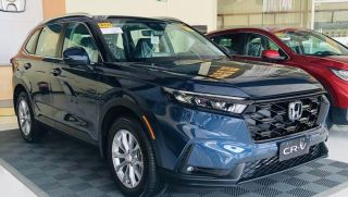 Tin xe hot 3/4: Giá lăn bánh Honda CR-V đầu tháng 4/2026 giảm sốc 80 triệu đồng, hạ gục Mazda CX-5