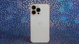 iPhone Pro màn 120Hz này đang rẻ nhất Việt Nam, dưới 10 triệu, bằng nửa giá 1 chỉ vàng hôm nay 7/4