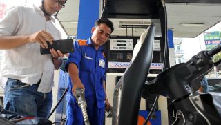 Dự báo giá xăng từ hôm nay (11/4) đến kỳ nghỉ lễ (23/4), khi nào nên đổ đầy chơi Lễ là chuẩn nhất