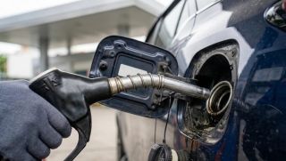 Giá xăng dầu tối ngày 14/4 rất rẻ, SUV cỡ C nào giúp tiết kiệm nhất? Mazda CX-5 không phải tối ưu