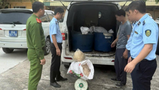 Hưng Yên: Phát hiện xe tải chở hơn 4 tạ mỡ, bì lợn ôi thiu chuẩn bị tuồn ra thị trường