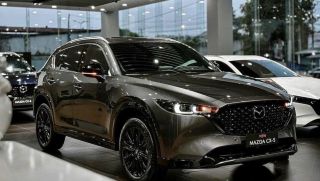 Giá xăng dầu mới nhất sáng 20/4: Đồng loạt ở mức 'vừa bán vừa cho', Mazda CX-5 vội giảm giá lăn bánh