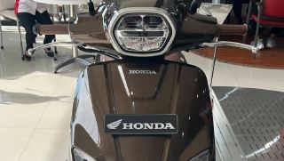 Honda chính thức mở bán 'vua xe ga' 160cc mới giá 46 triệu đồng: Thiết kế chất hơn cả SH và SH Mode