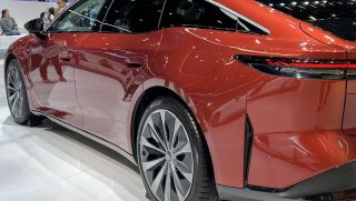 Toyota chính thức ra mắt xe ô tô mới đẹp long lanh giá 490 triệu đồng: Lập tức ‘cháy hàng’ vì quá rẻ