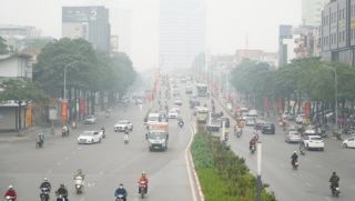 Dự báo thời tiết 30/4: Phân hóa rõ rệt, Hà Nội và TPHCM biến động mạnh nhất, cảnh báo mưa dông